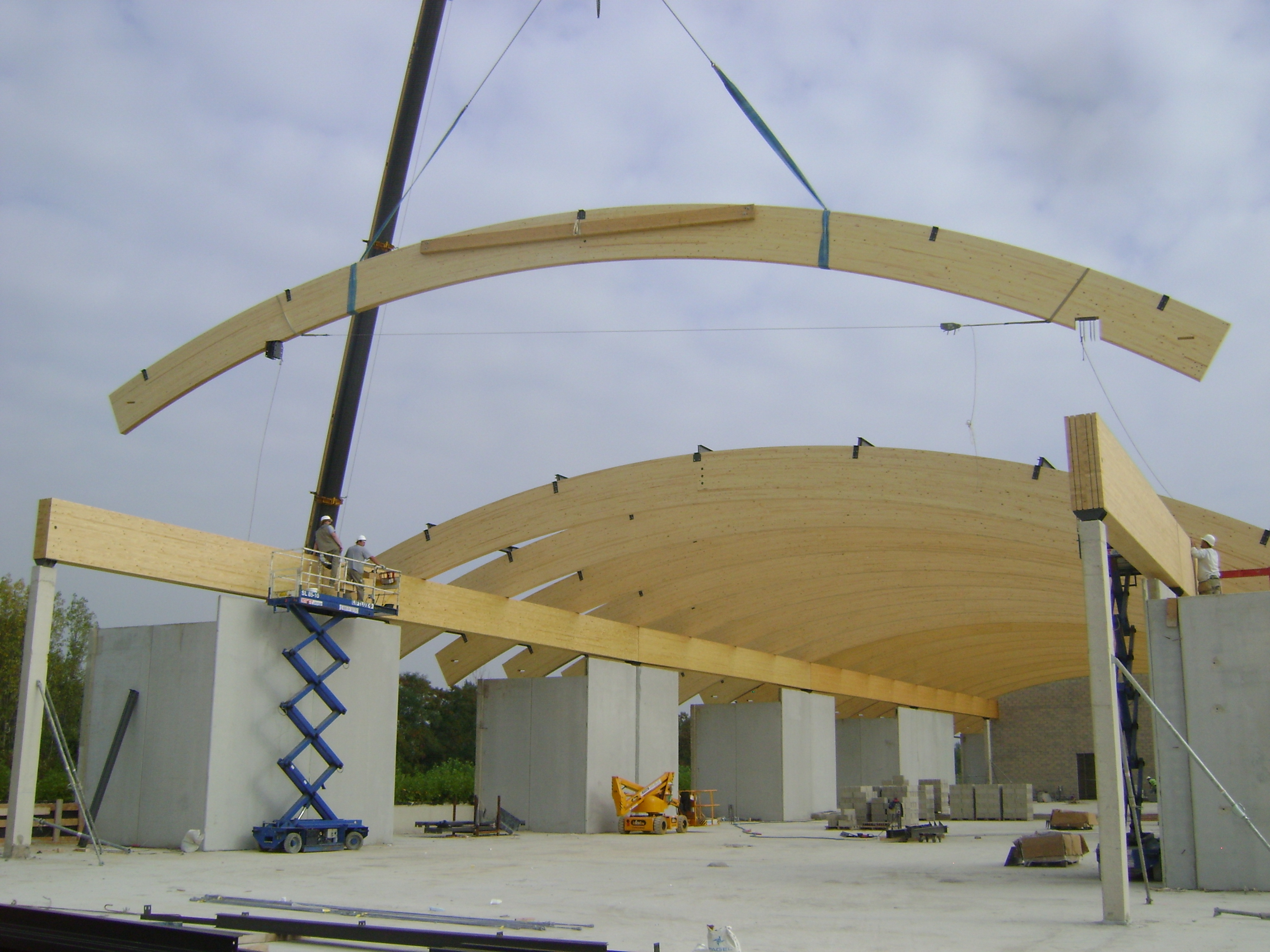 weisrock-vosges-lamelle-bois-charpente-construction-glulam